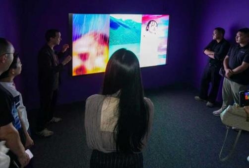 73 years of acoustic gene re-evolution: Toshiba TV rocket launcher SOUND brings artistic sound back to the living room