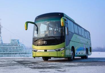 Alcohol-hydrogen electric buses: A new paradigm for green travel in northern cold regions