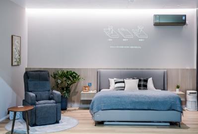 Japanese established enterprises seize AI opportunities in China - Panasonic unveiled its AI strategy at the 8th China International Import Expo, opening a new chapter of "empowerment at both ends"