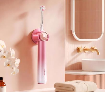 From gilded red to passionate pink, the Rhythm Dance electric toothbrush uses color storytelling to usher in a new chapter of healthy living.