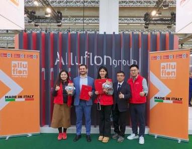 JD.com has deepened strategic cooperation with a number of high-quality kitchenware brands worldwide, jointly exploring new market opportunities in the kitchenware sector.
