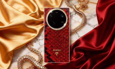 The AURORA mobile phone brand made its debut at the Super Bowl! The futuristic poster of Zhiwei flashed on the screen, sparking global discussions.